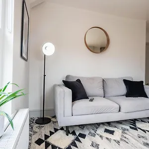  Apartment Richmond Place 3 By Ty Sa - Central - Free Parking