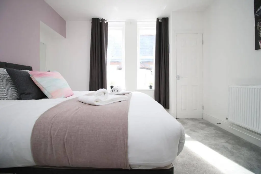 16 North Road Flat 4 By Mia Living Free Parking On Site Apartment Cardiff